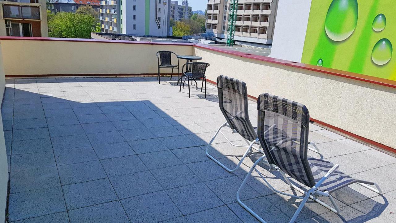 City Lights Apartment With Terrace - 24 Hours Check In Братислава Экстерьер фото